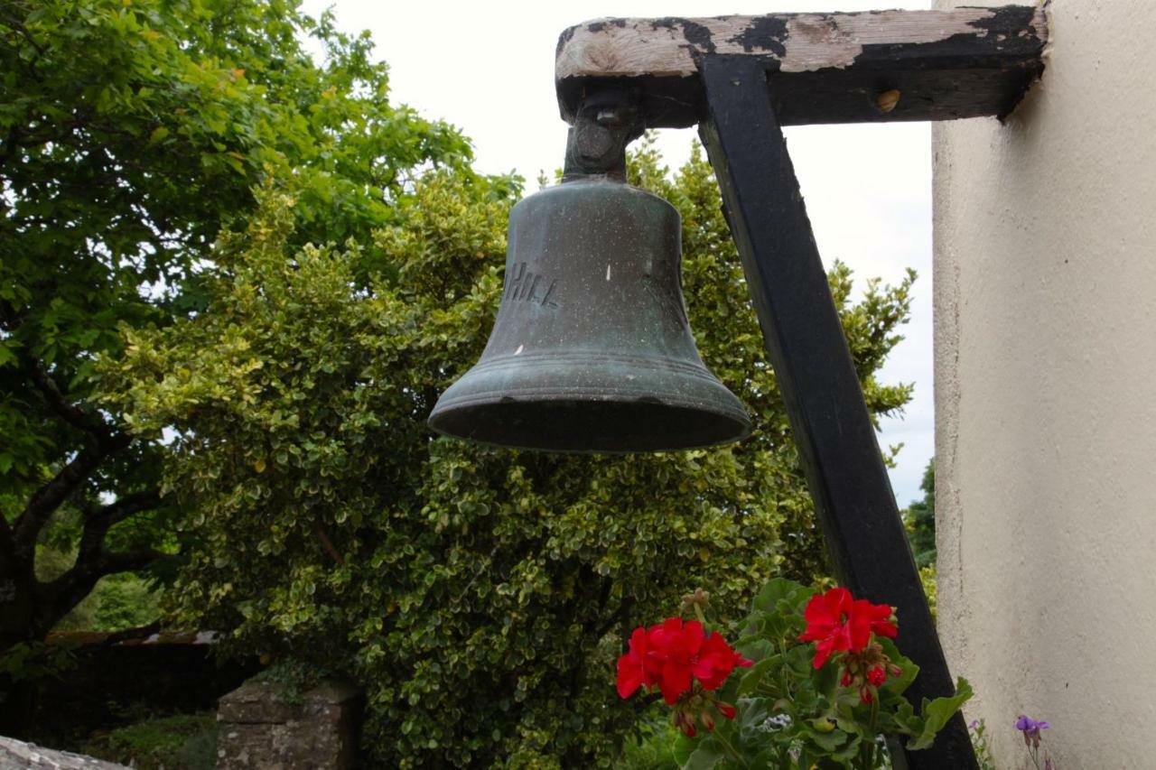 Minane Bridge Willowhill House Bed & Breakfast エクステリア 写真